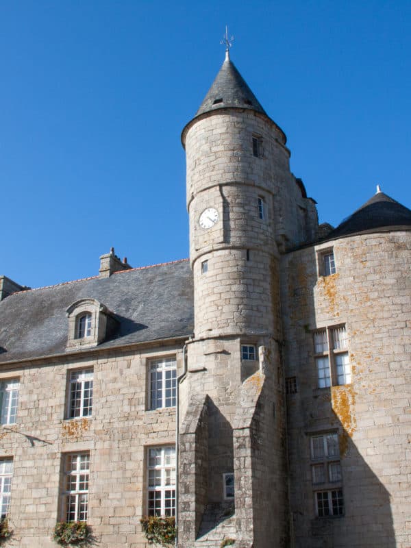 pont l'abbé castle
